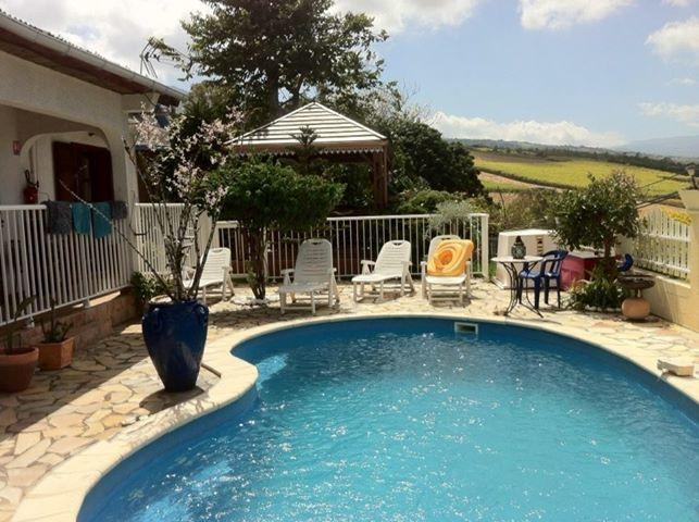 Corbeille D'Or Bed & Breakfast Saint-Louis Luaran gambar